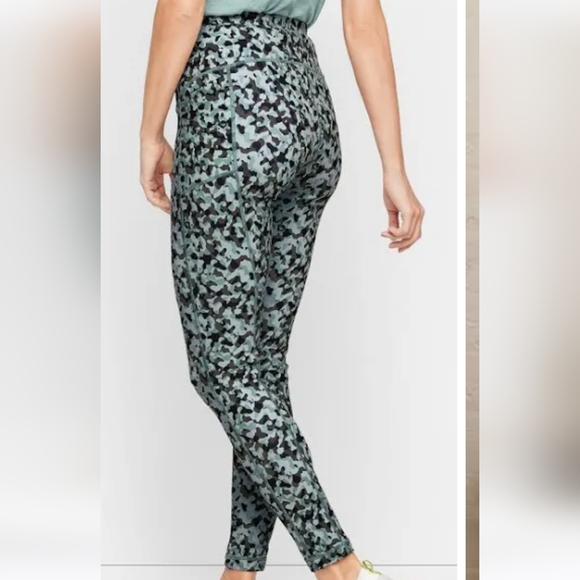 NWT T by Talbots Performance Interlock Leggings Large - Picture 2 of 5